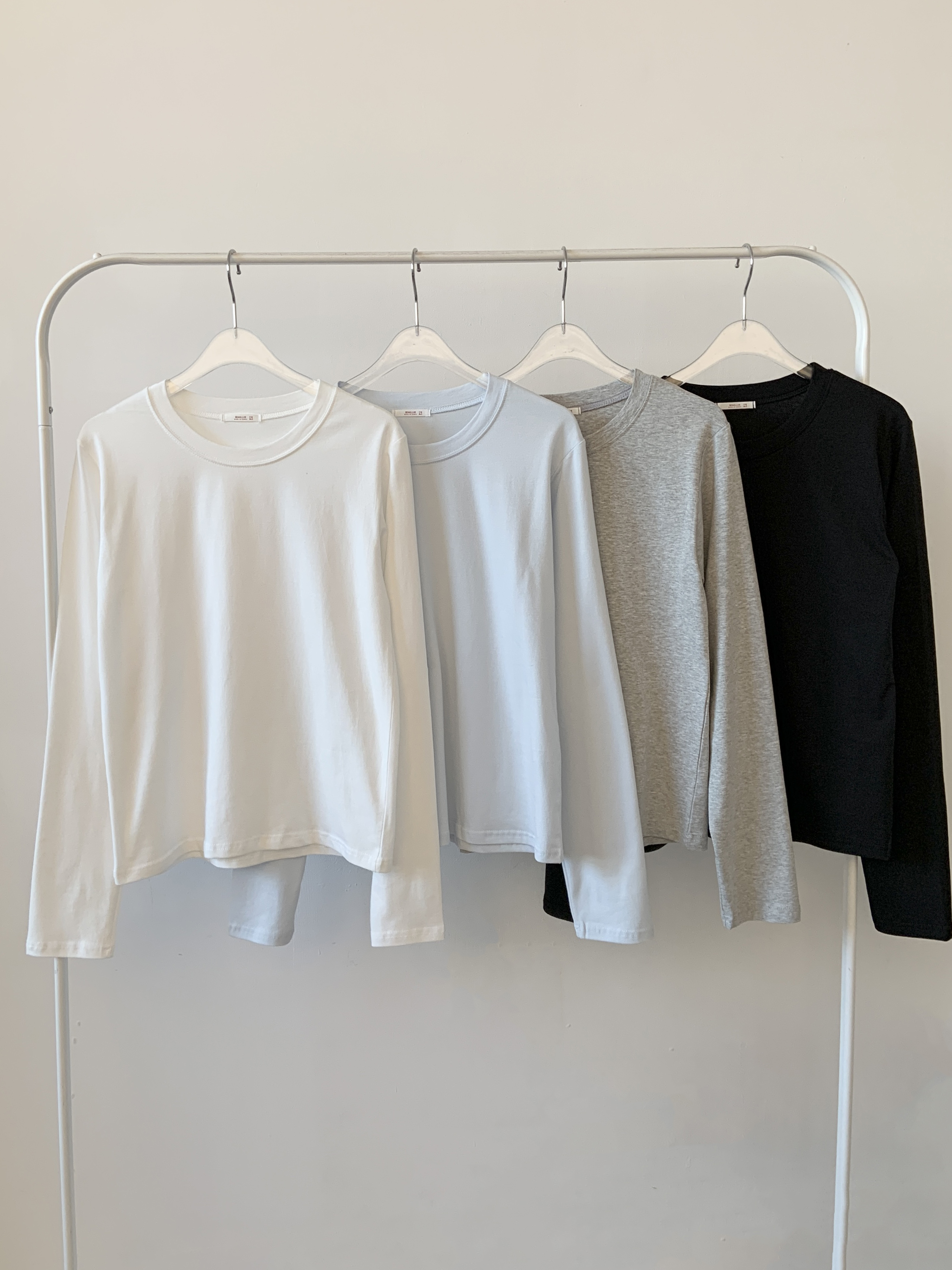 ラウンドネックベーシック長袖無地Tシャツ | 詳細画像3