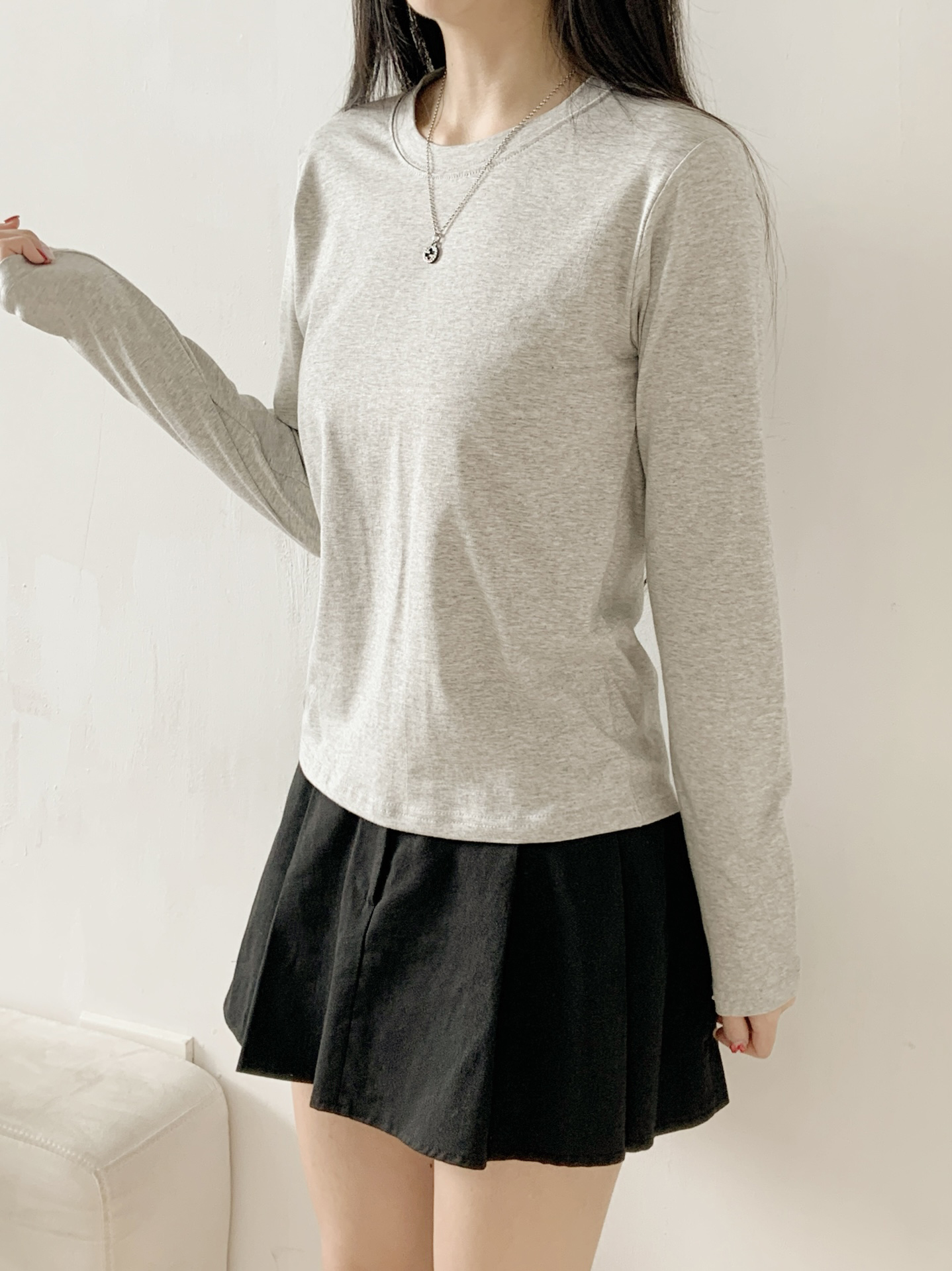 ラウンドネックベーシック長袖無地Tシャツ | 詳細画像10