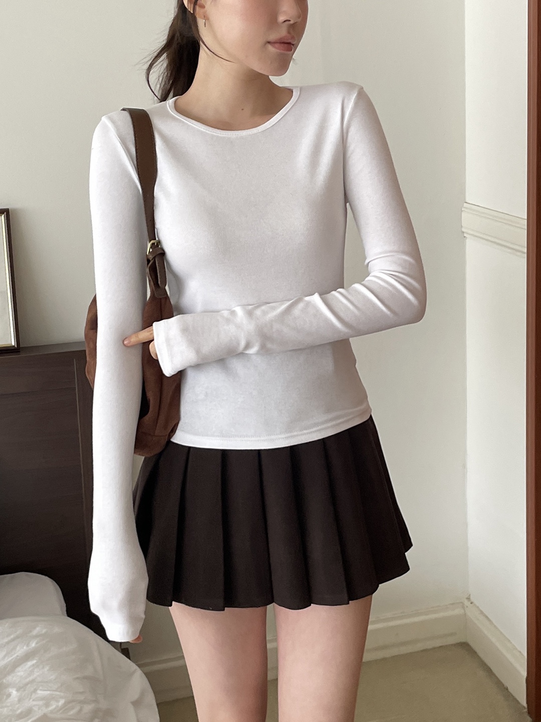 リブストレッチラウンドネックスリム長袖Tシャツ | 詳細画像10