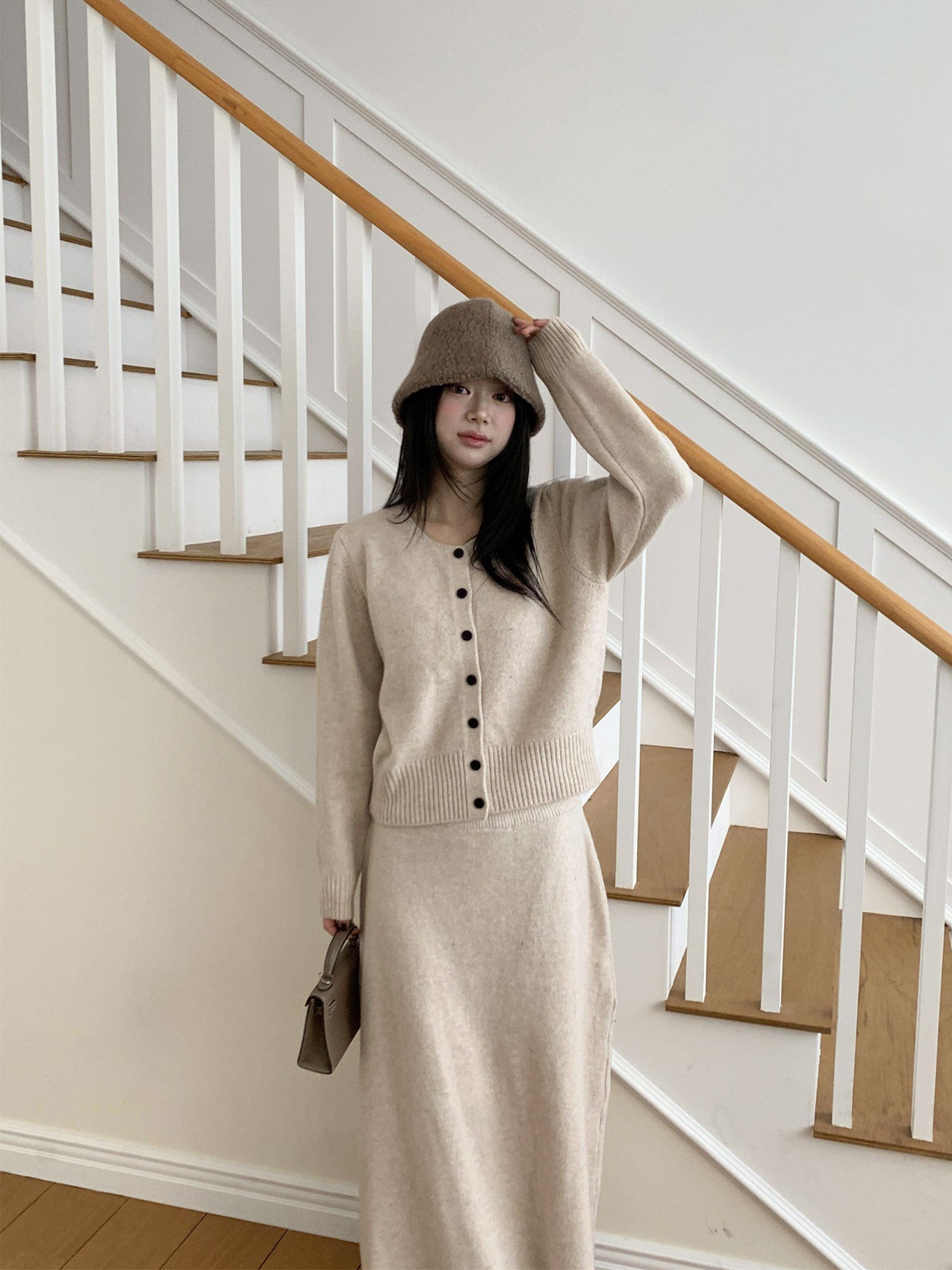 ニットボタンラウンドネックウエストゴムロング長袖セットアップスカートカーディガン3 SETショール付 | 詳細画像9