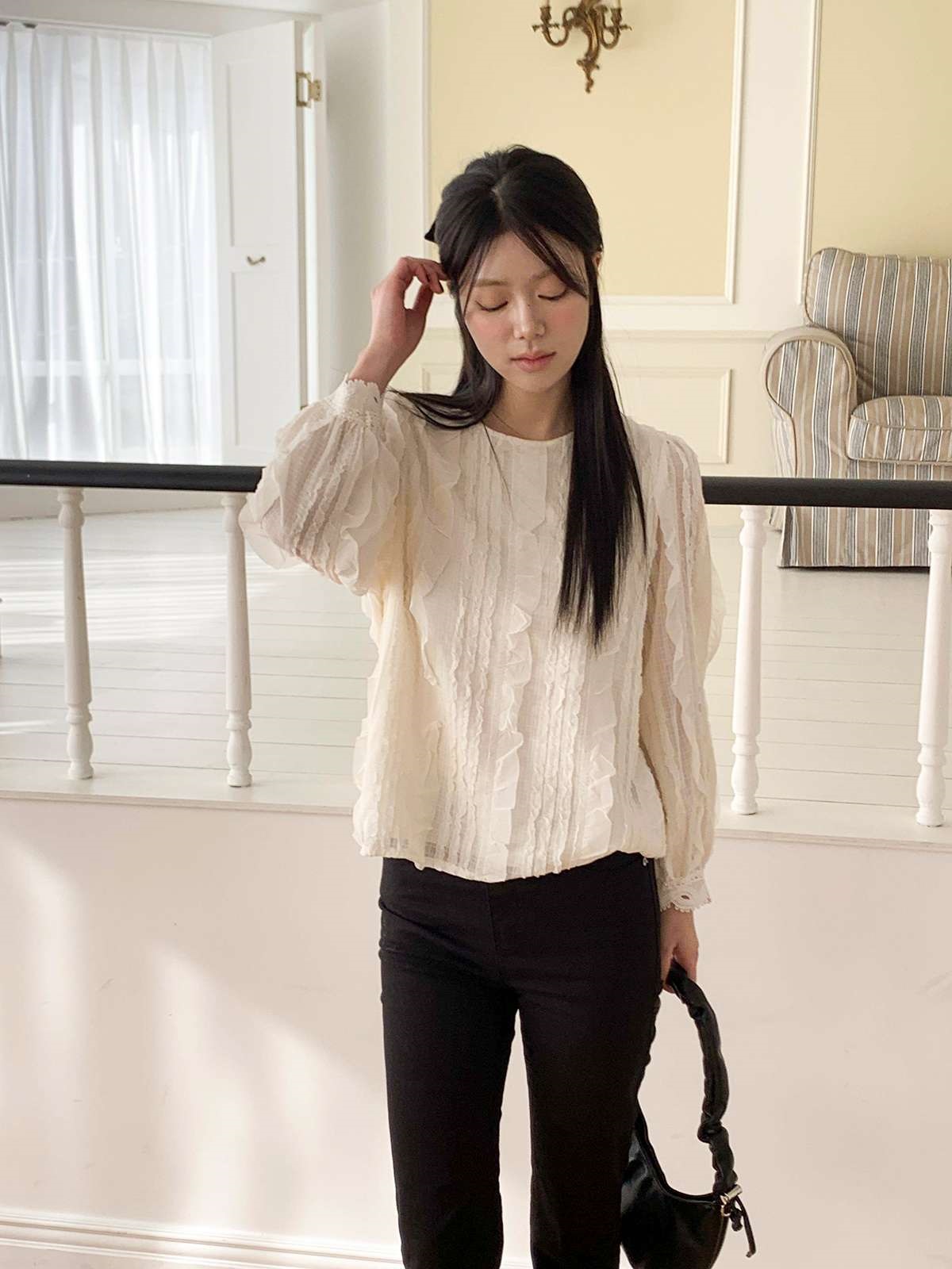 ラウンドネックフリルベーシック長袖ブラウス | 詳細画像2