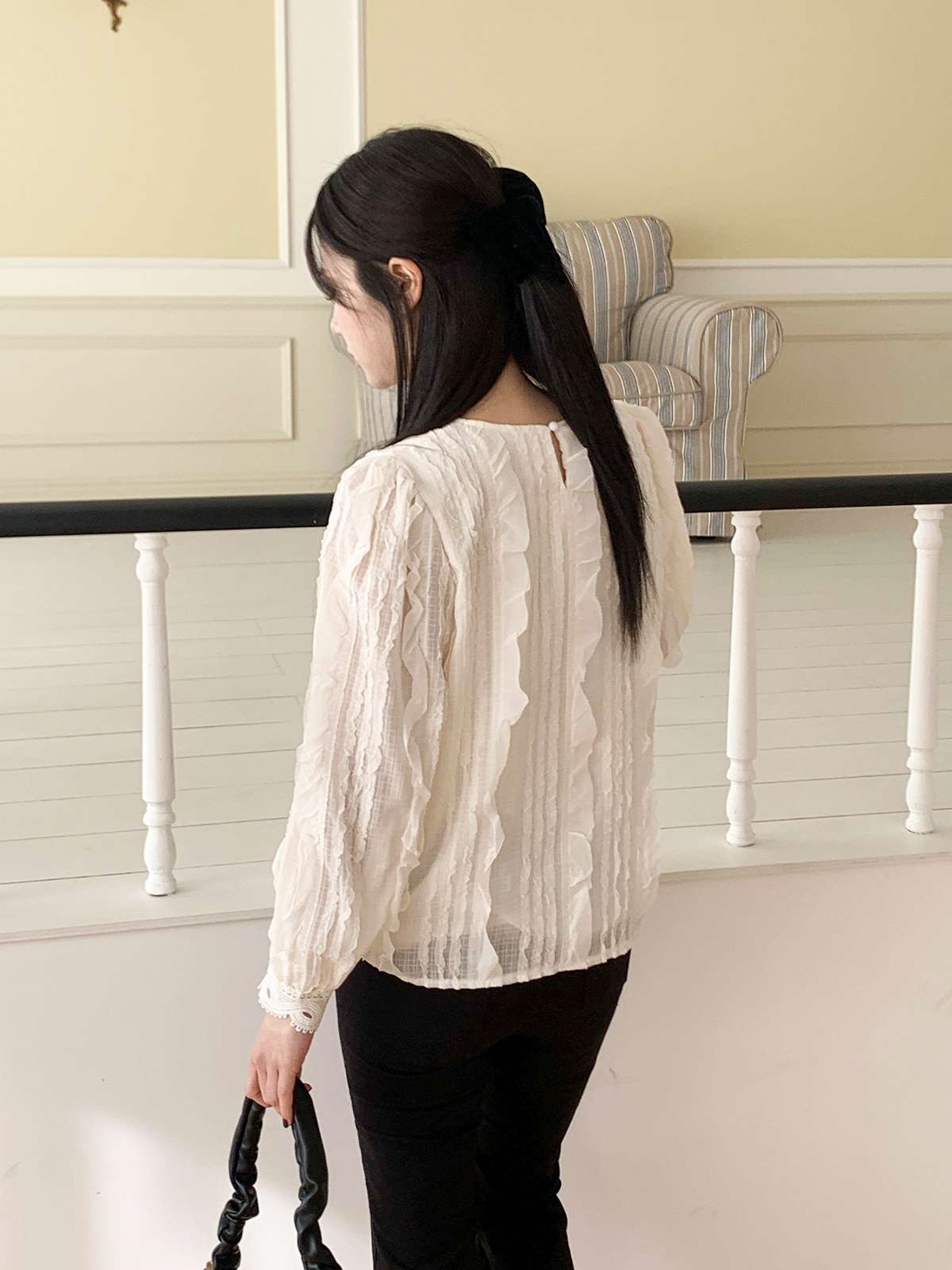 ラウンドネックフリルベーシック長袖ブラウス | 詳細画像3