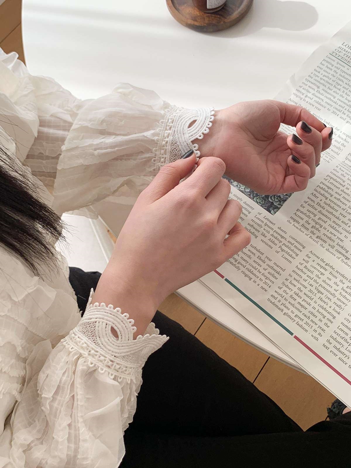 ラウンドネックフリルベーシック長袖ブラウス | 詳細画像8