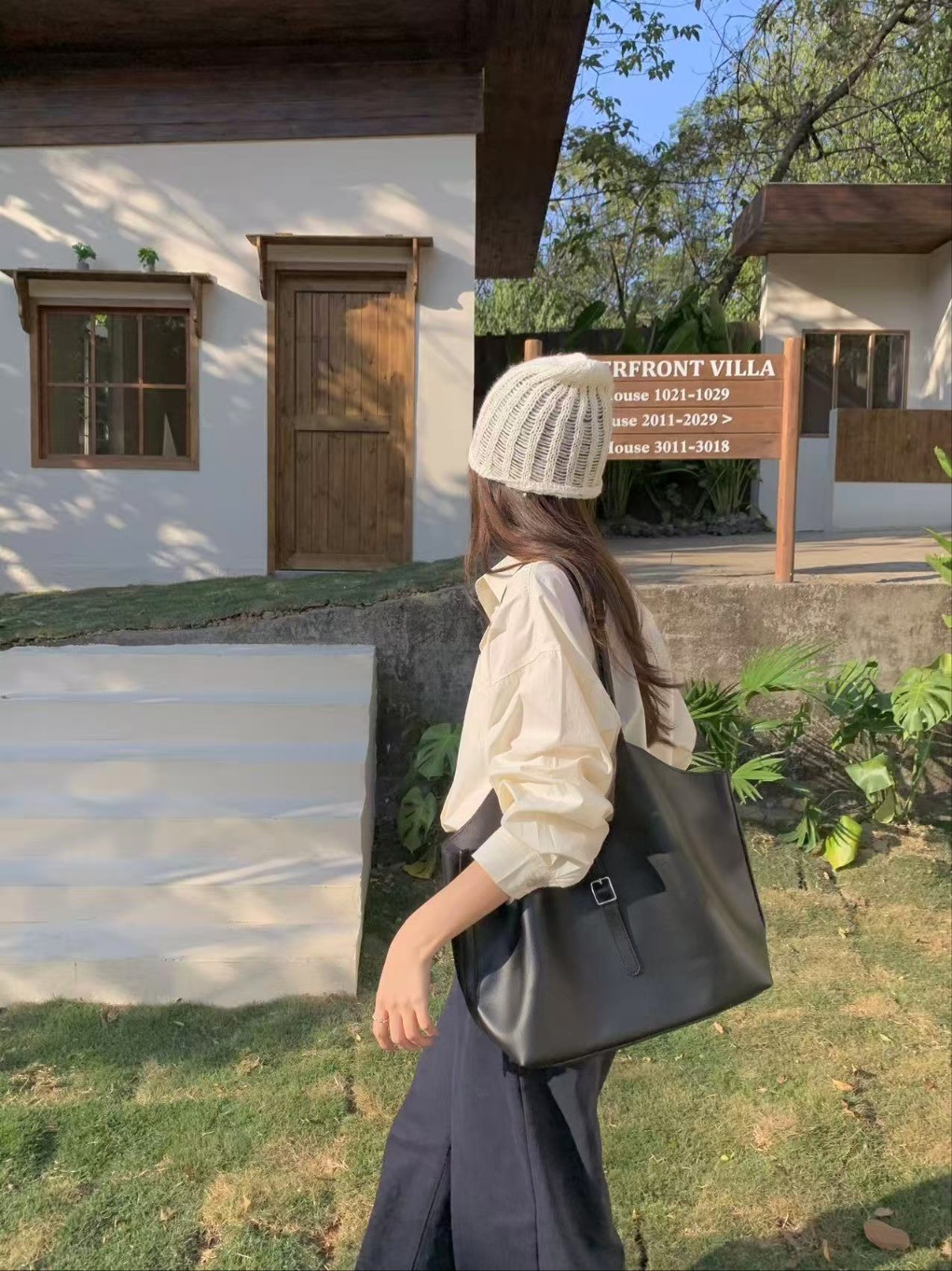 レザー調バックルビッグトートバッグ | 詳細画像3