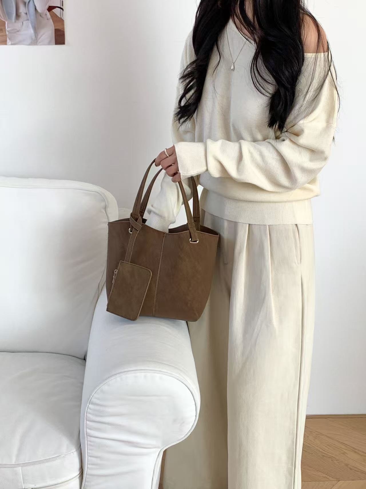 レザー調スエード調Dリングハンドバッグストラップ付ポーチ付 | 詳細画像3