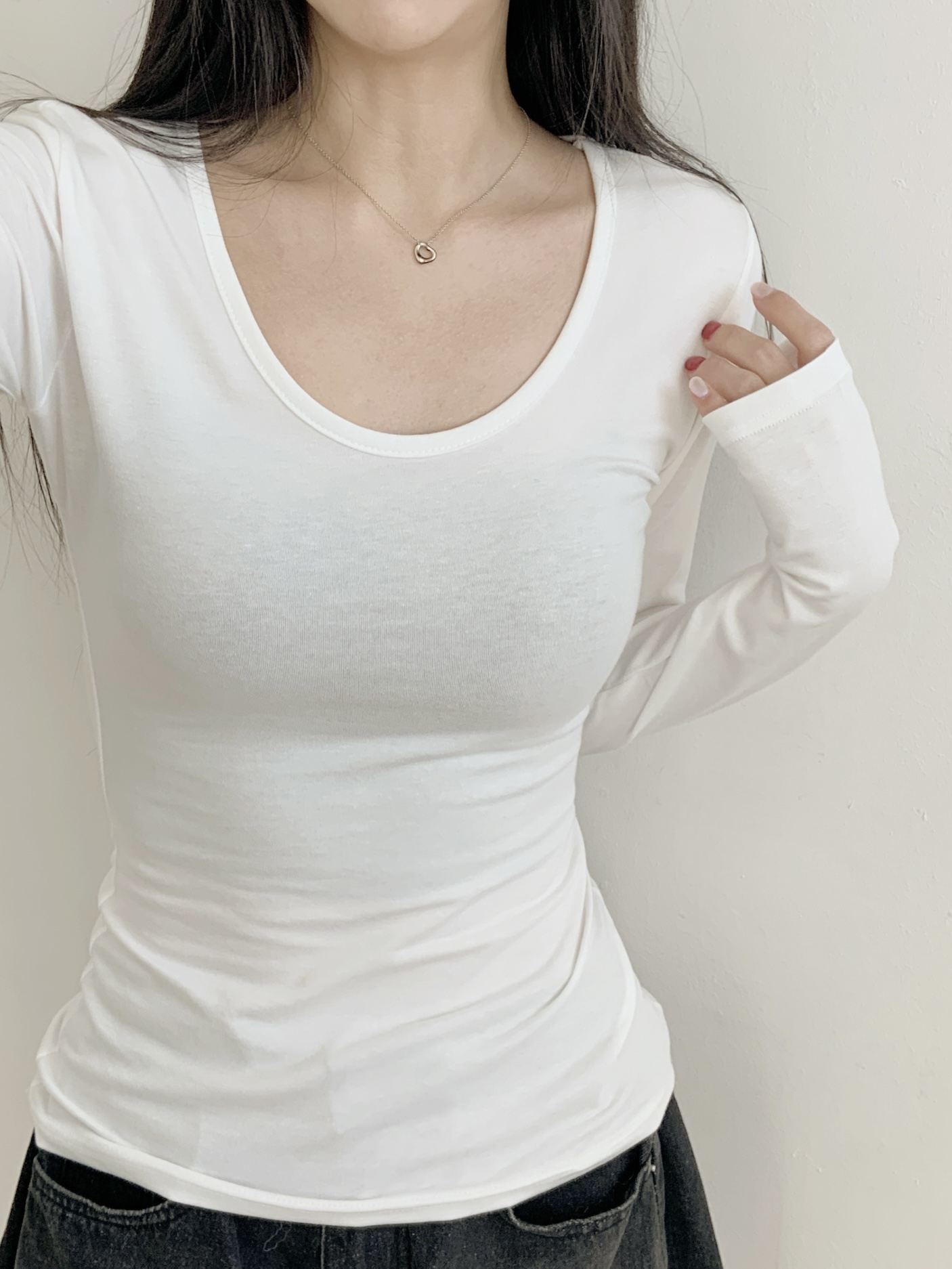 ラウンドネックスリム長袖無地Tシャツ | 詳細画像2