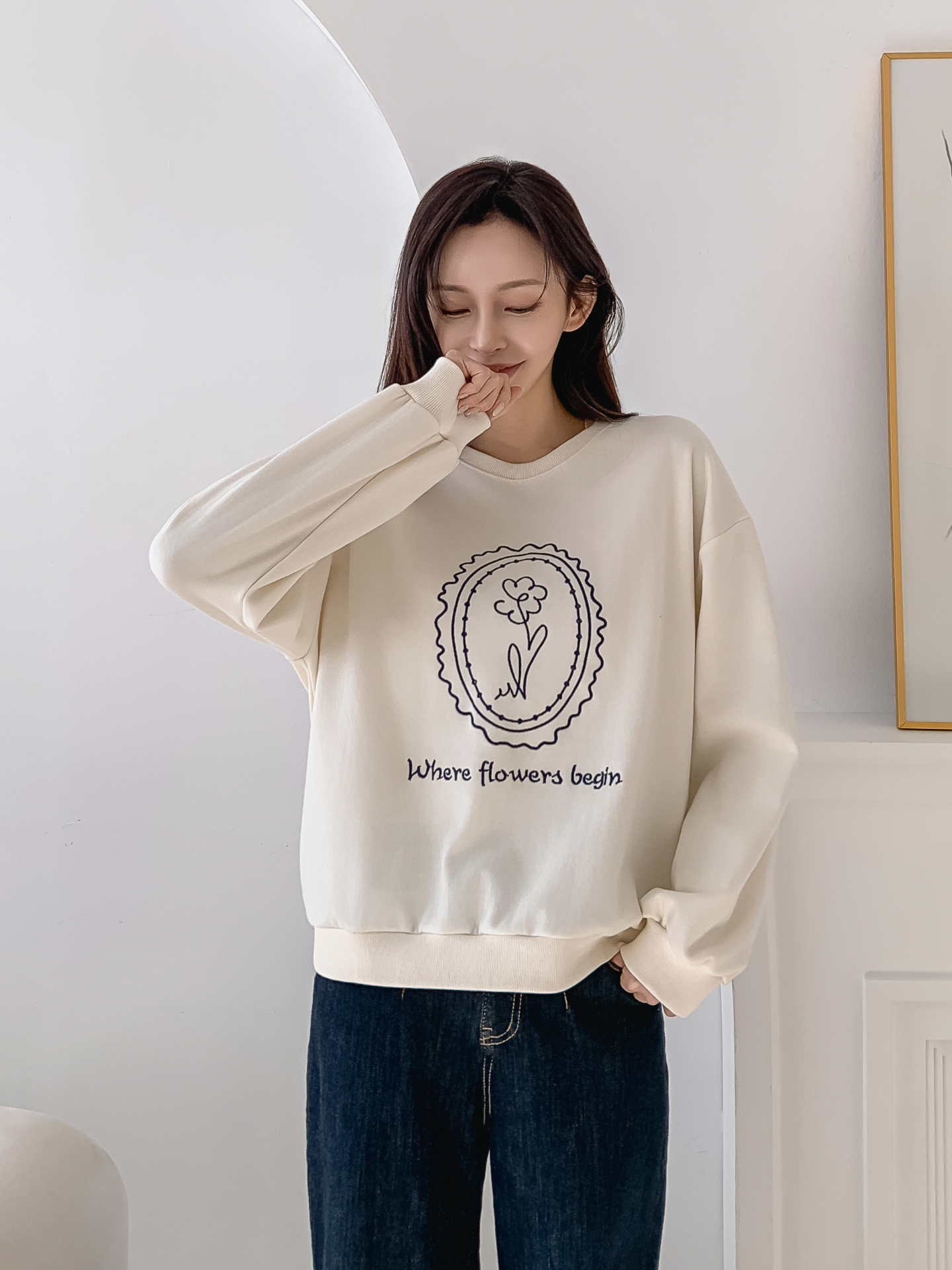 ラウンドネックオーバーサイズ長袖刺繍スウェット | 詳細画像2