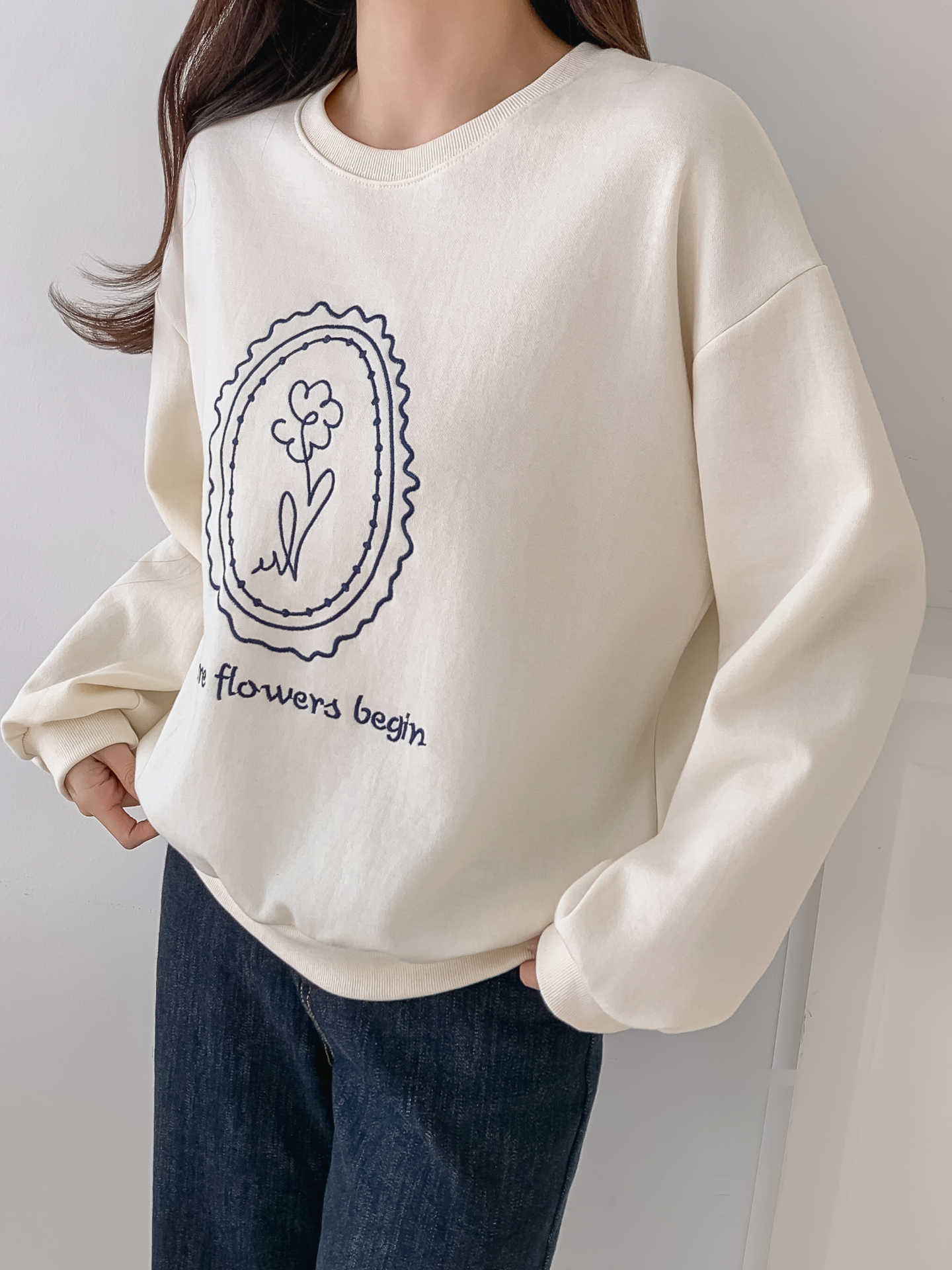 ラウンドネックオーバーサイズ長袖刺繍スウェット | 詳細画像22