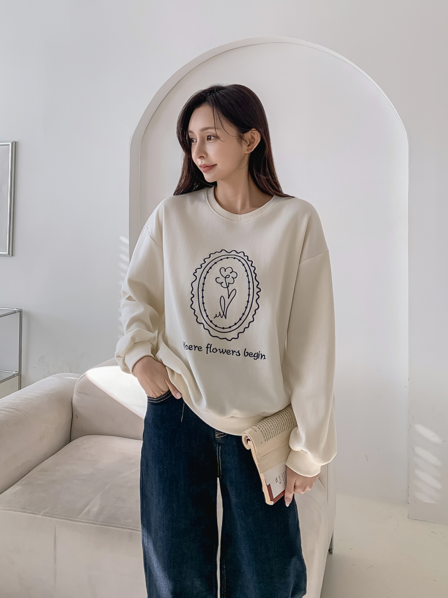 ラウンドネックオーバーサイズ長袖刺繍スウェット | 詳細画像9