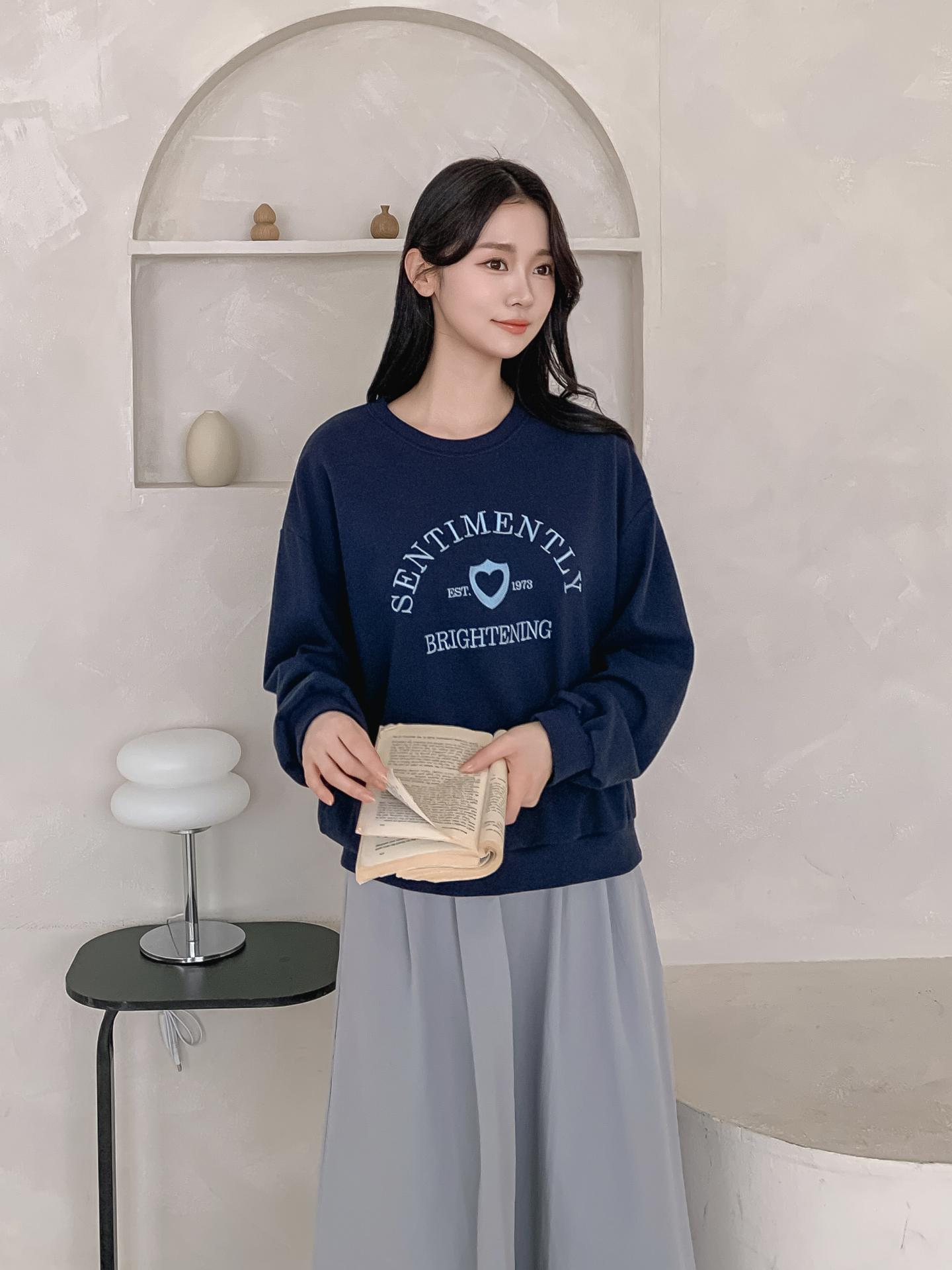 ラウンドネックオーバーサイズ長袖刺繍スウェット | 詳細画像18