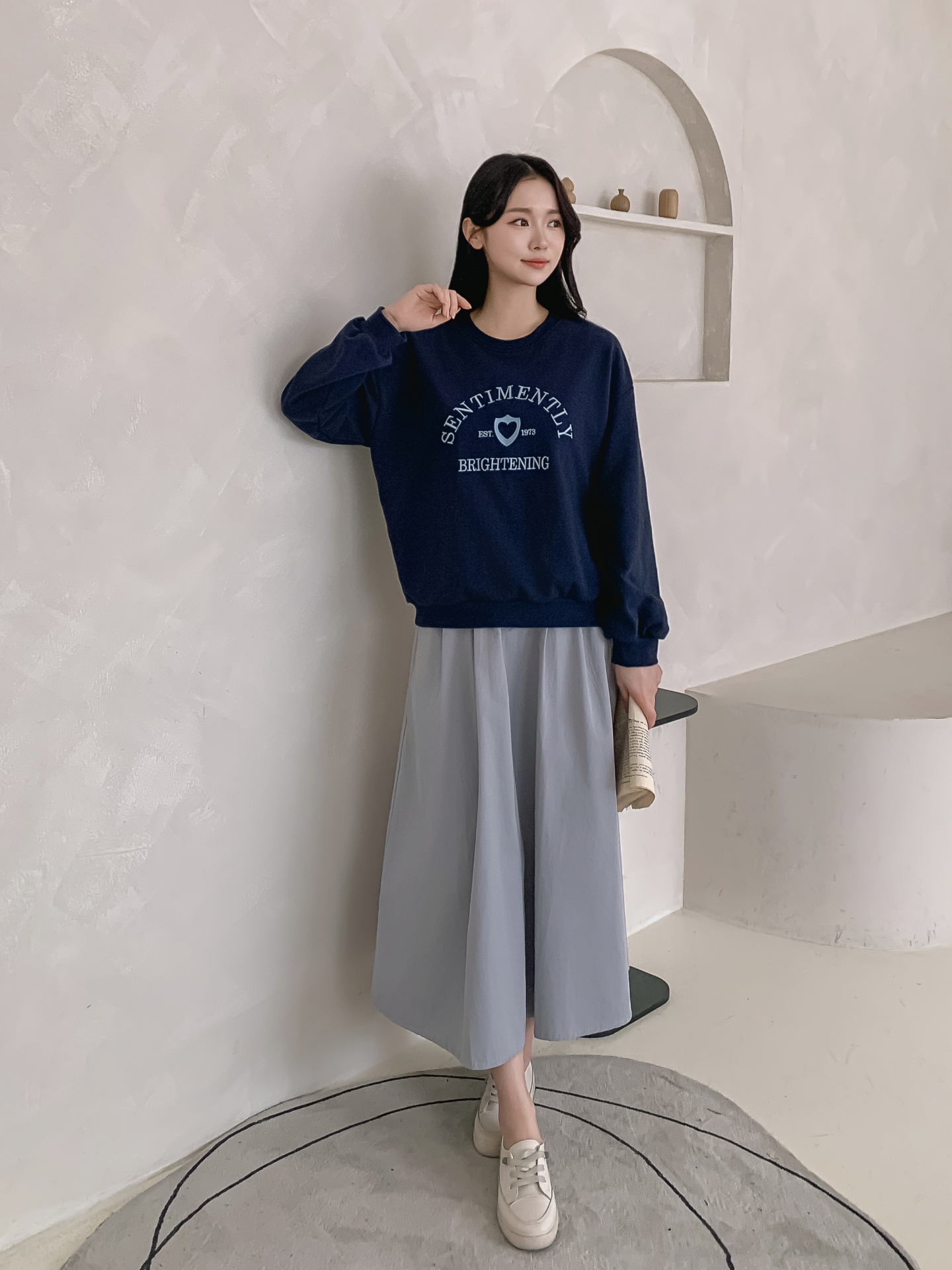 ラウンドネックオーバーサイズ長袖刺繍スウェット | 詳細画像24