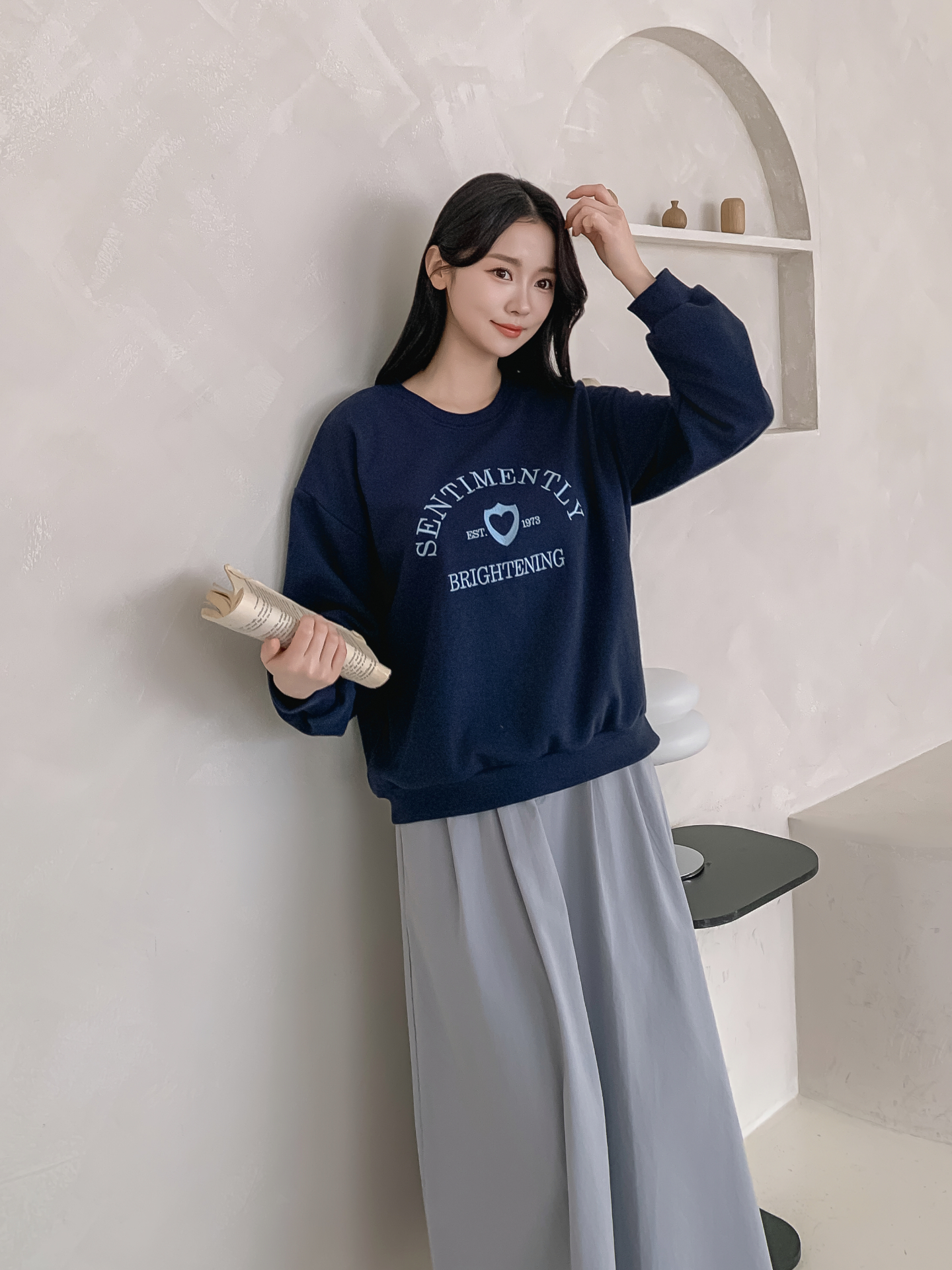 ラウンドネックオーバーサイズ長袖刺繍スウェット | 詳細画像25