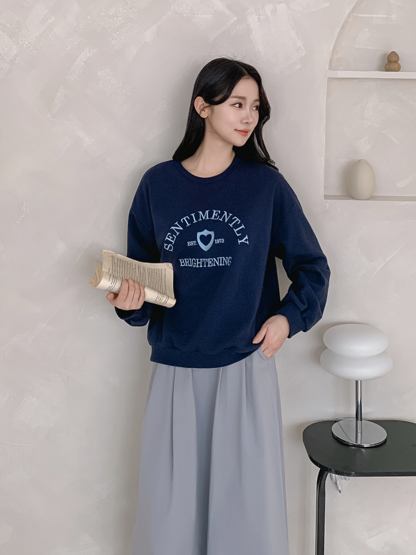 ラウンドネックオーバーサイズ長袖刺繍スウェット | 詳細画像26