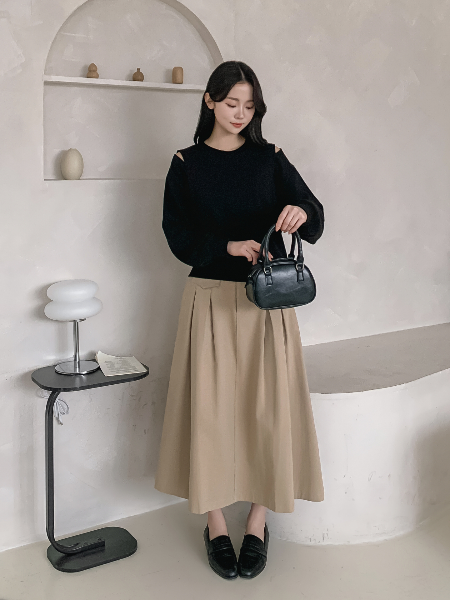 ラウンドネックオーバーサイズルーズオープンショルダー長袖無地スウェット | 詳細画像3