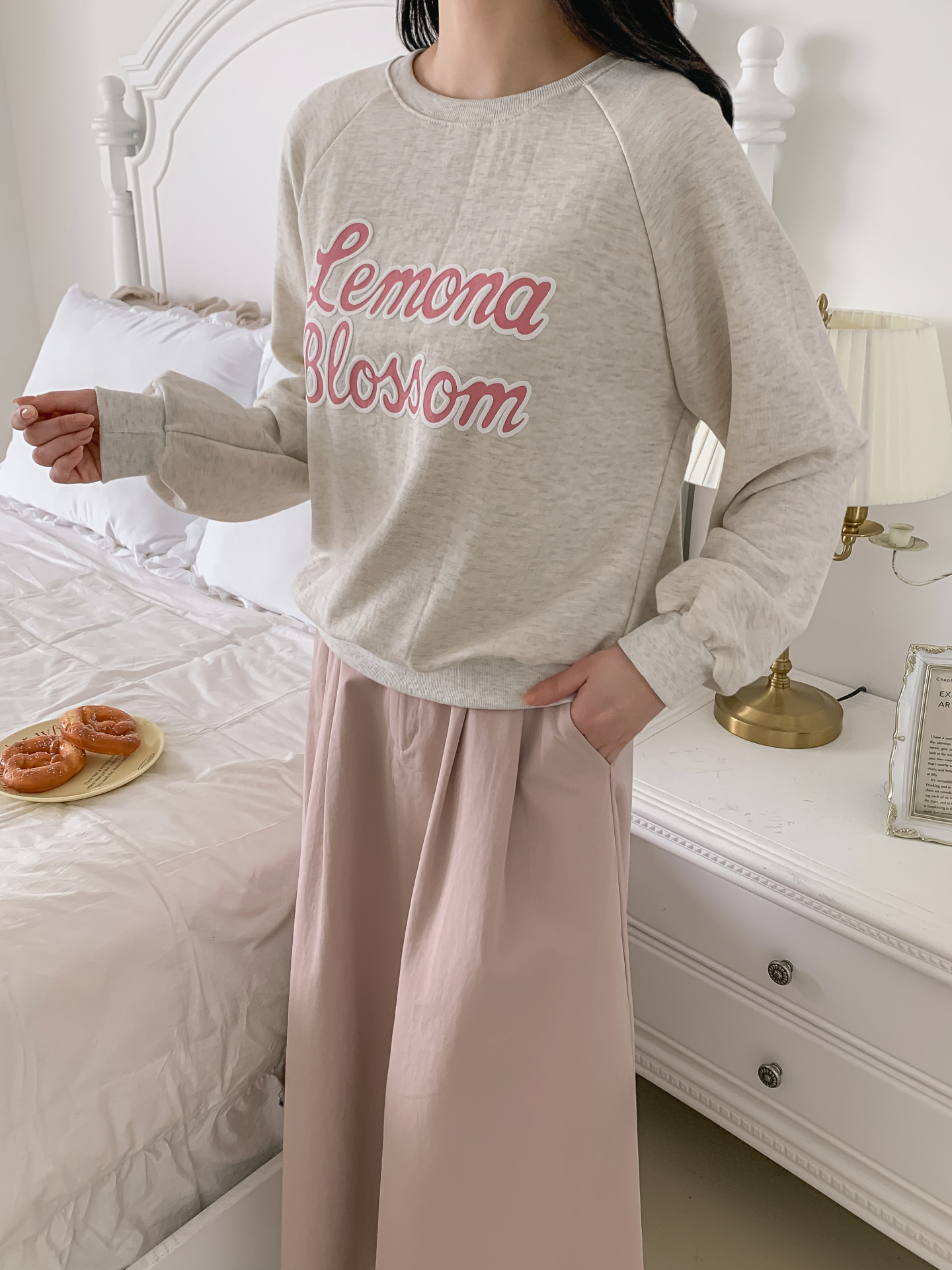 ラウンドネックルーズ長袖レタリングスウェット | 詳細画像20