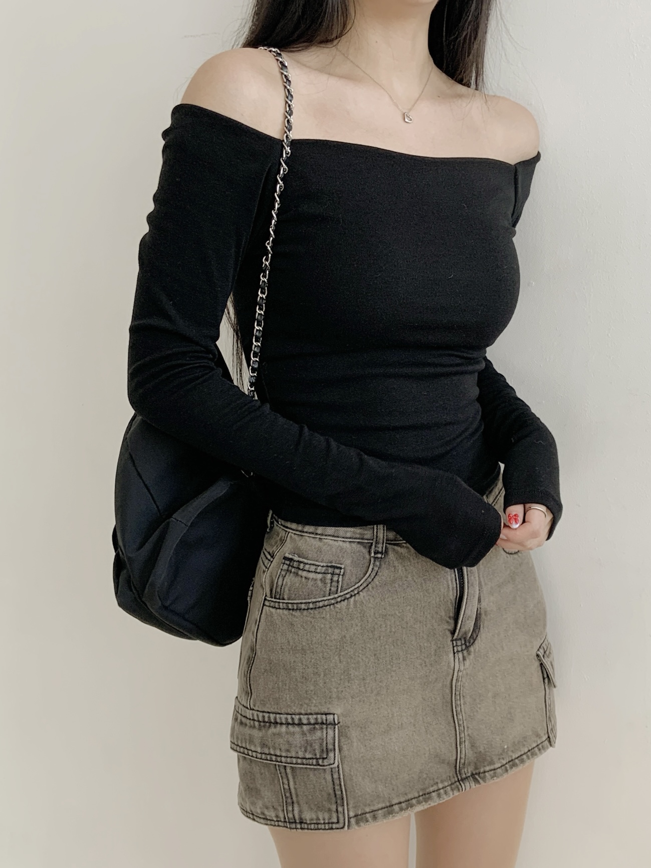 オフショルダースリムショート長袖無地Tシャツ | 詳細画像17