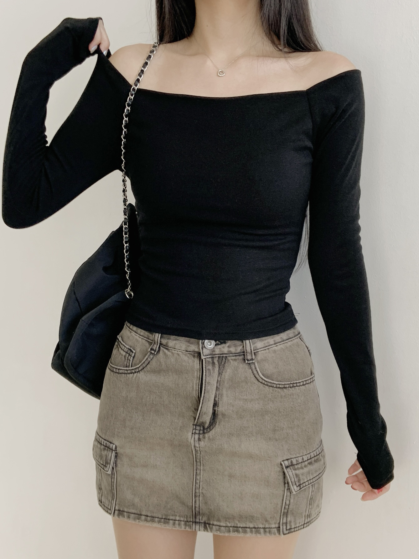 オフショルダースリムショート長袖無地Tシャツ | 詳細画像15