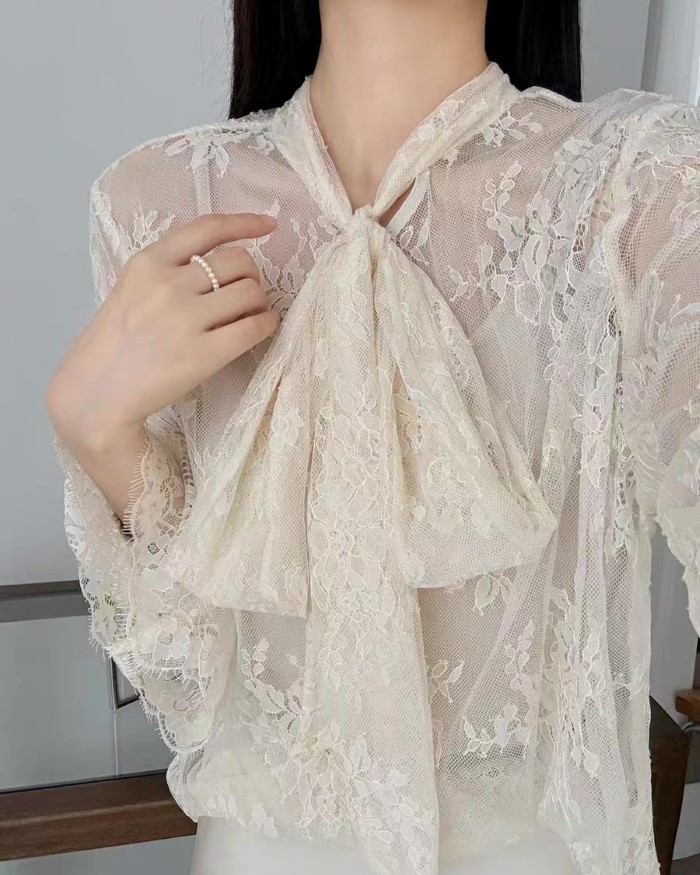 シフォンレースシースルーリボンVネックベルスリーブルーズ長袖