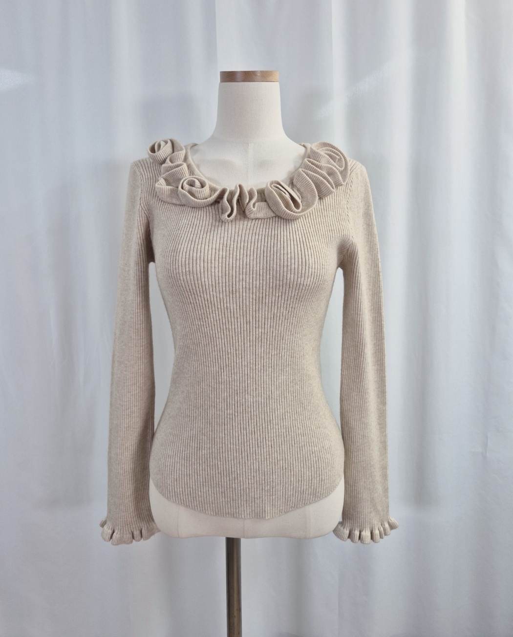 リブラウンドネックスリムベルスリーブ長袖ニット | 詳細画像16