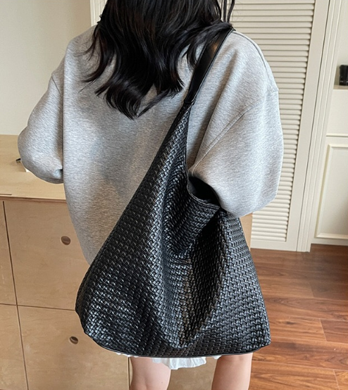 レザー調マグネットボタントートバッグ | 詳細画像5