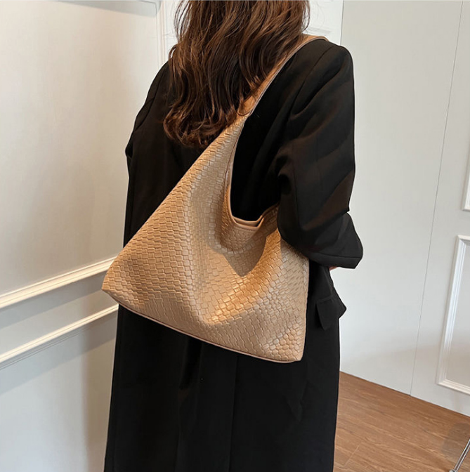 レザー調マグネットボタントートバッグ | 詳細画像8