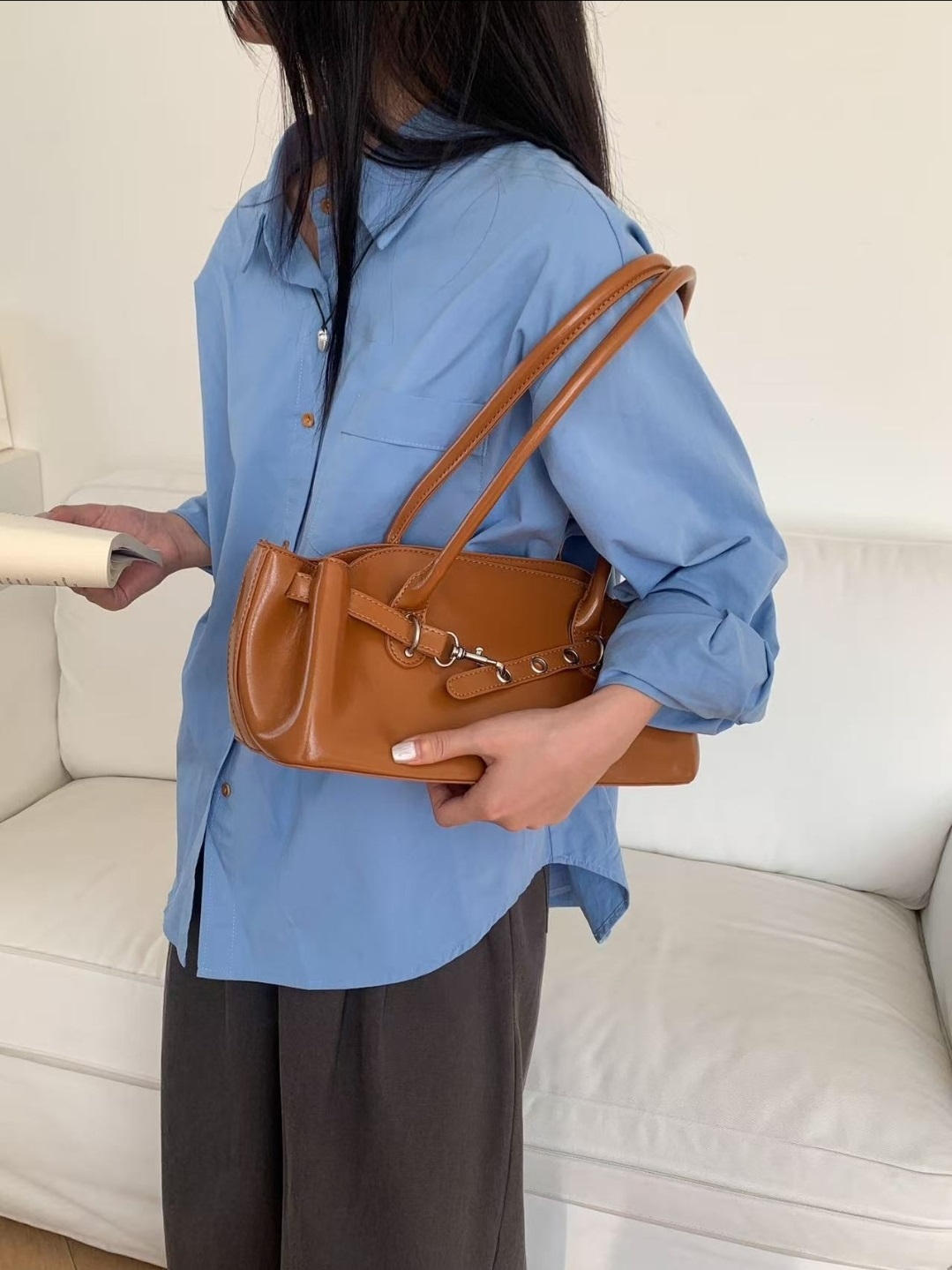 レザー調ジップアップポケットトートバッグ | 詳細画像3