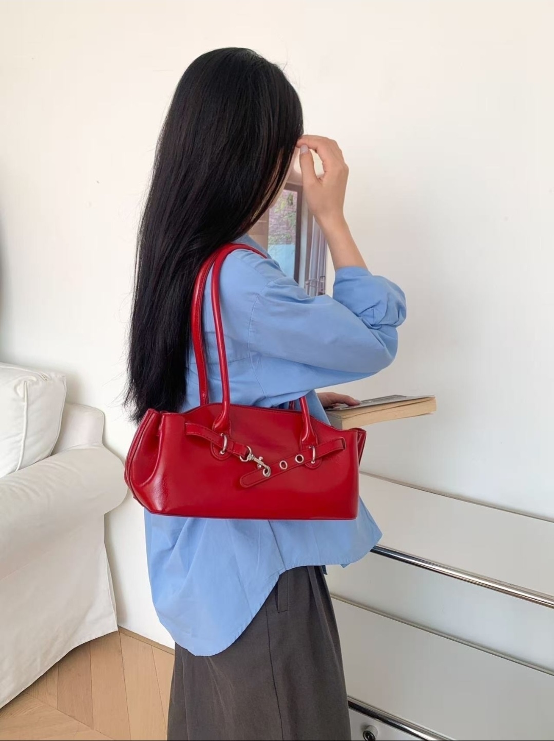 レザー調ジップアップポケットトートバッグ | 詳細画像2