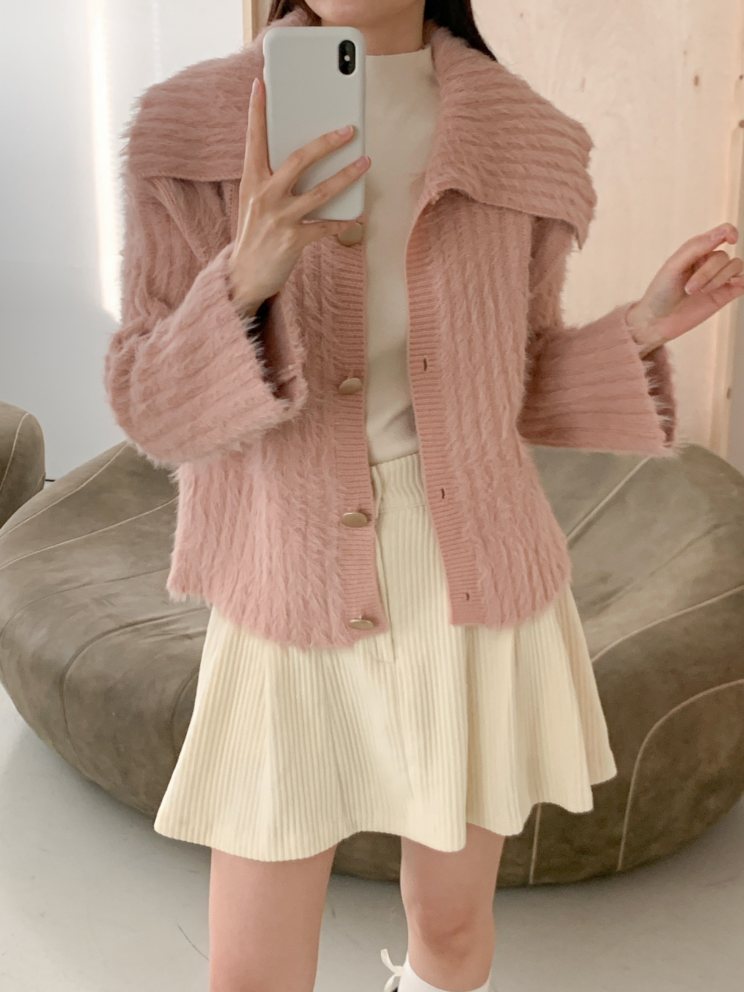 カラーショートルーズ長袖ビジューボタンカーディガン | 詳細画像11