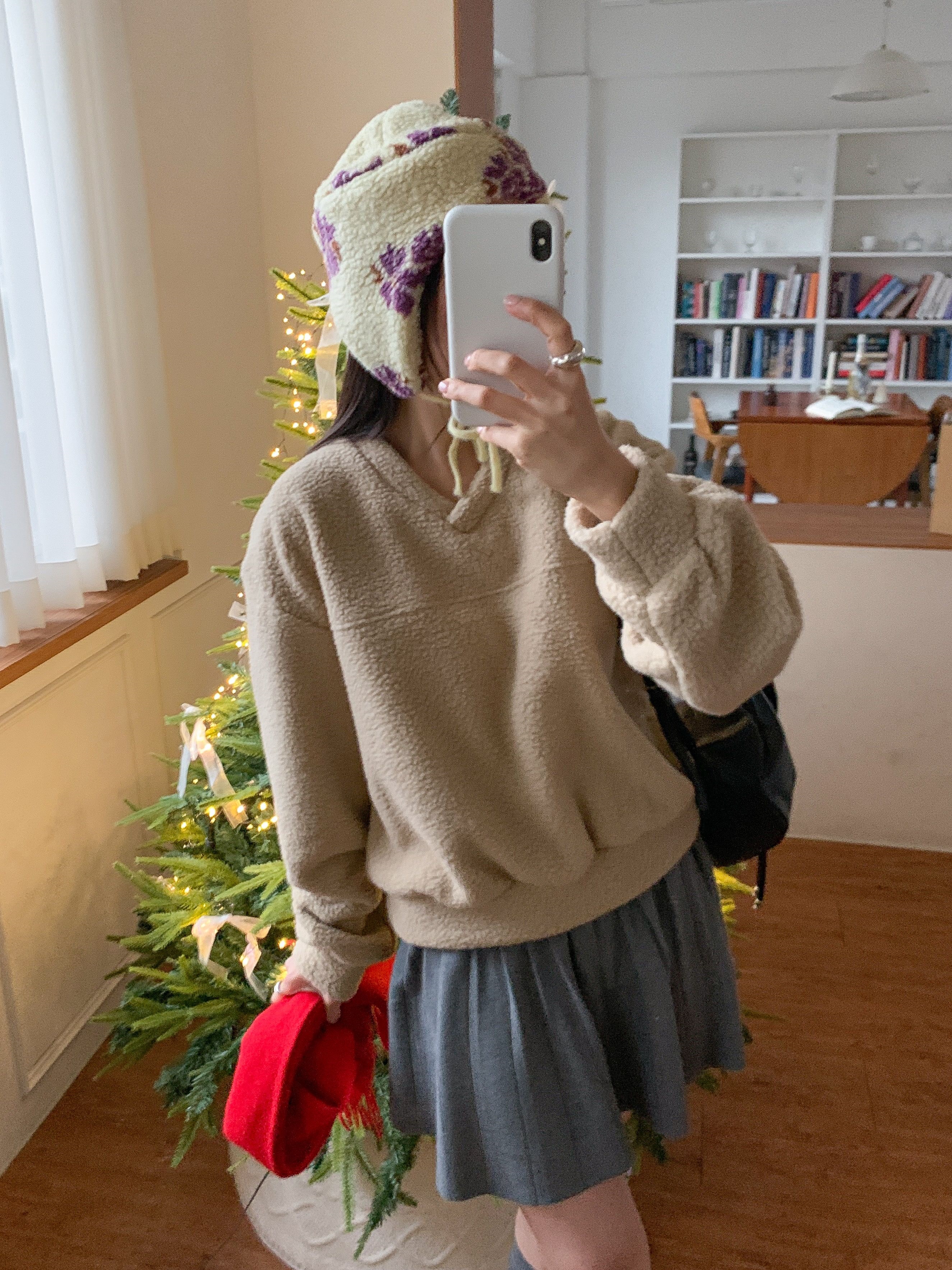 ブークレVネックラインルーズ長袖スウェット | 詳細画像13