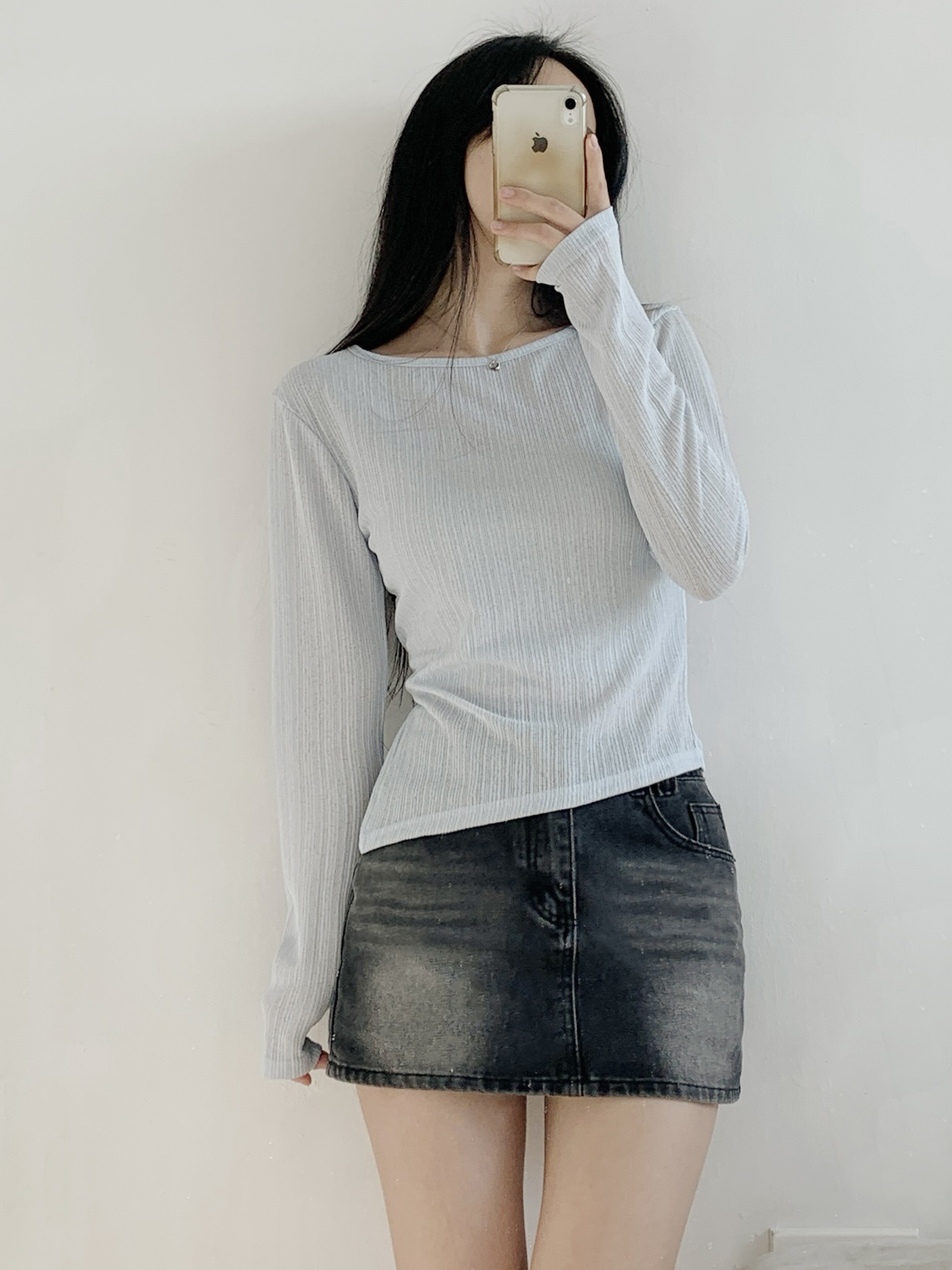 ラウンドネックUネックスリットルーズアンバランス長袖ダイアゴナルTシャツ | 詳細画像5