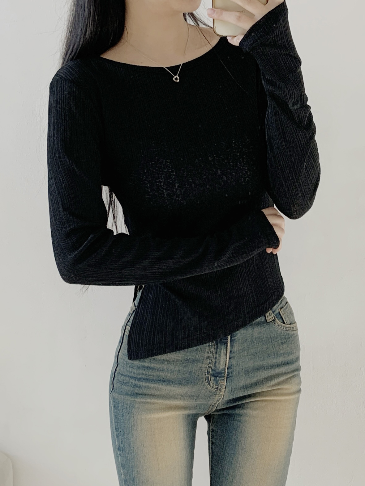 ラウンドネックUネックスリットルーズアンバランス長袖ダイアゴナルTシャツ | 詳細画像15