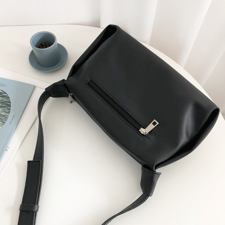 レザー調ジップアップバックルショルダーバッグ | 詳細画像8