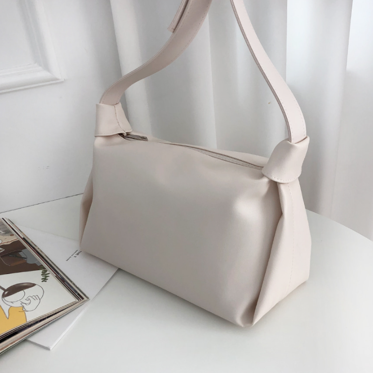 レザー調ジップアップバックルショルダーバッグ | 詳細画像11