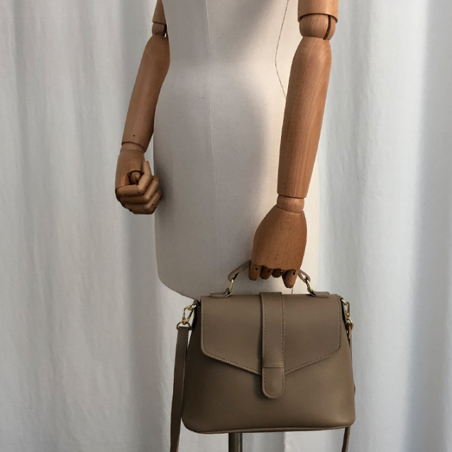 レザー調ジップアップDリングマグネットボタンショルダーバッグハンドバッグストラップセット(バックルあり) | 詳細画像4