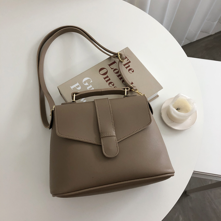 レザー調ジップアップDリングマグネットボタンショルダーバッグハンドバッグストラップセット(バックルあり) | 詳細画像23