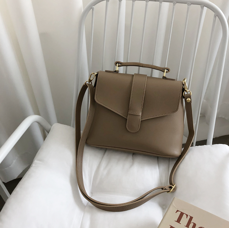 レザー調ジップアップDリングマグネットボタンショルダーバッグハンドバッグストラップセット(バックルあり) | 詳細画像24