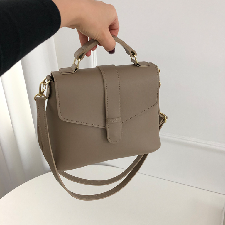 レザー調ジップアップDリングマグネットボタンショルダーバッグハンドバッグストラップセット(バックルあり) | 詳細画像25