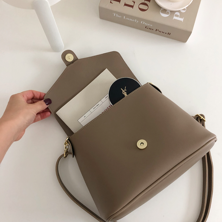 レザー調ジップアップDリングマグネットボタンショルダーバッグハンドバッグストラップセット(バックルあり) | 詳細画像26