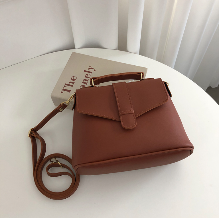 レザー調ジップアップDリングマグネットボタンショルダーバッグハンドバッグストラップセット(バックルあり) | 詳細画像27