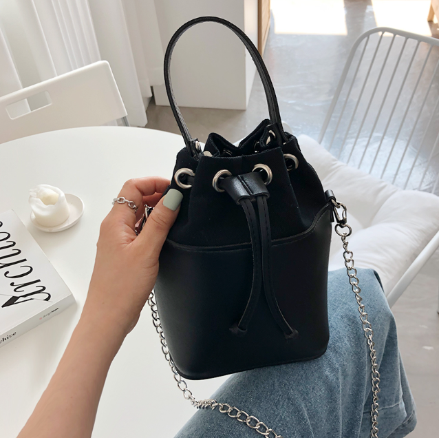 レザー調コンビドローストリングチェーンハンドバッグストラップ付 | 詳細画像25