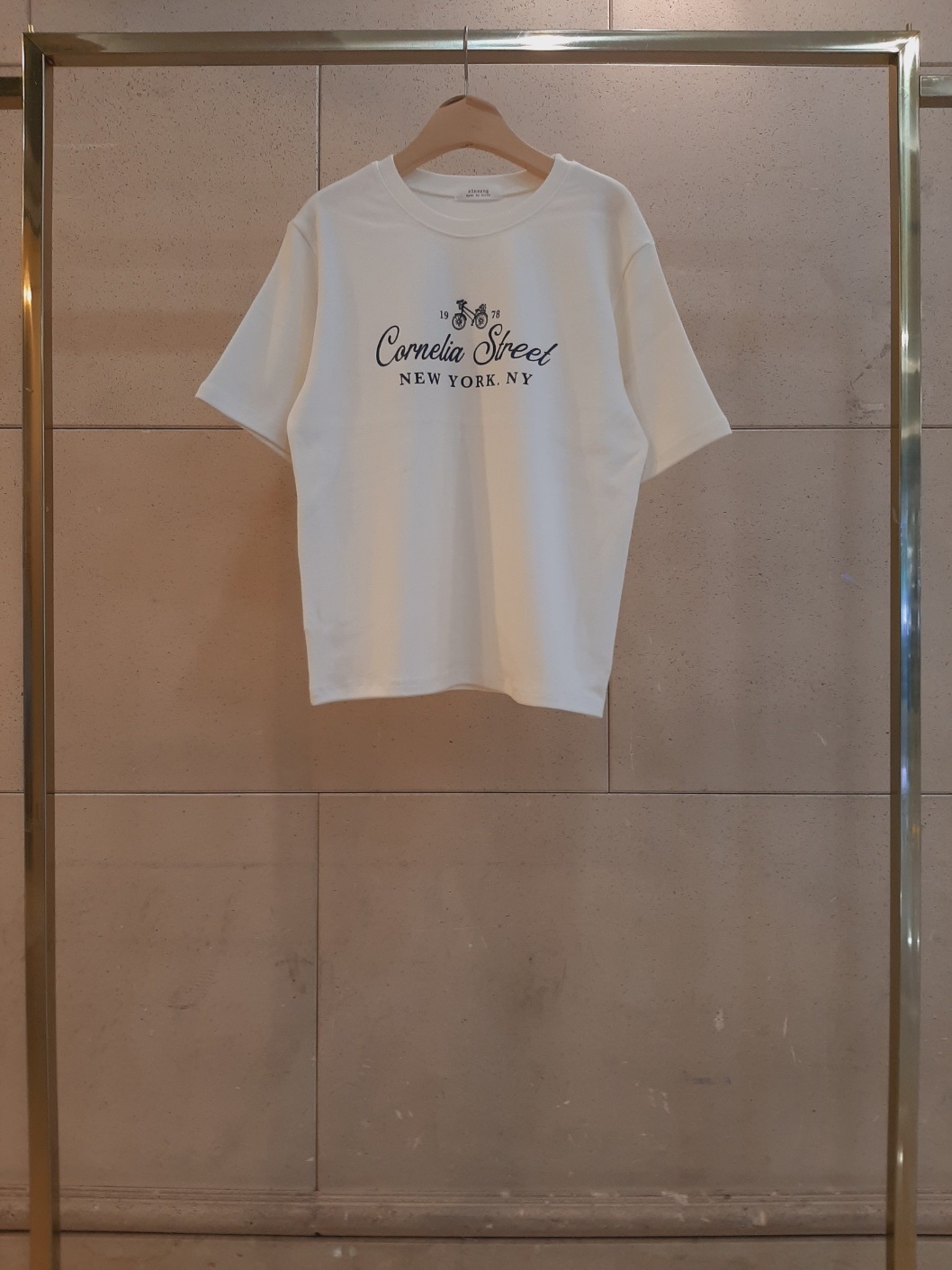 ピーチ起毛ラウンドネック半袖レタリングプリントTシャツ | 詳細画像11