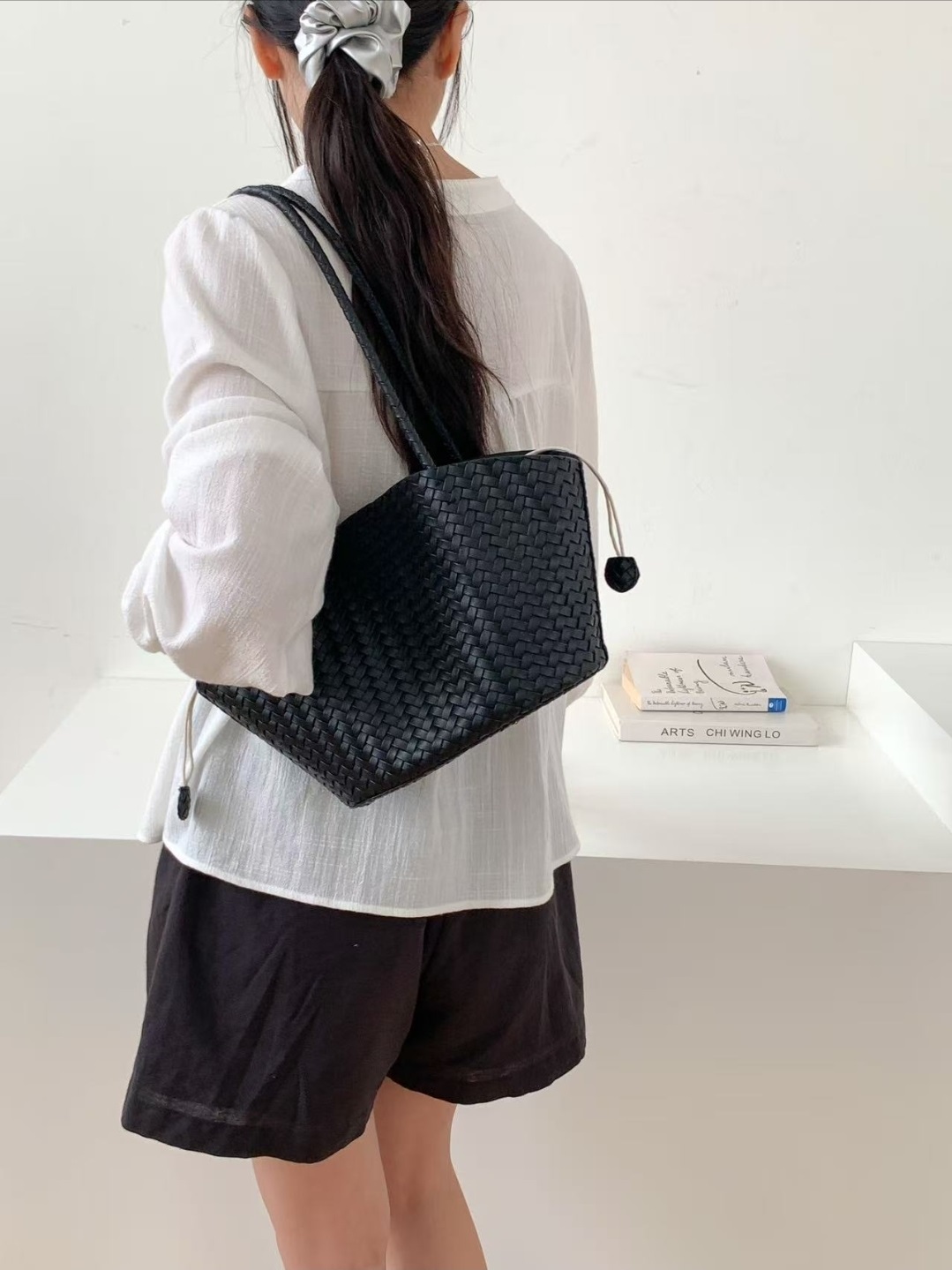 ドローストリングレイヤード風マグネットボタントートバッグ | 詳細画像9