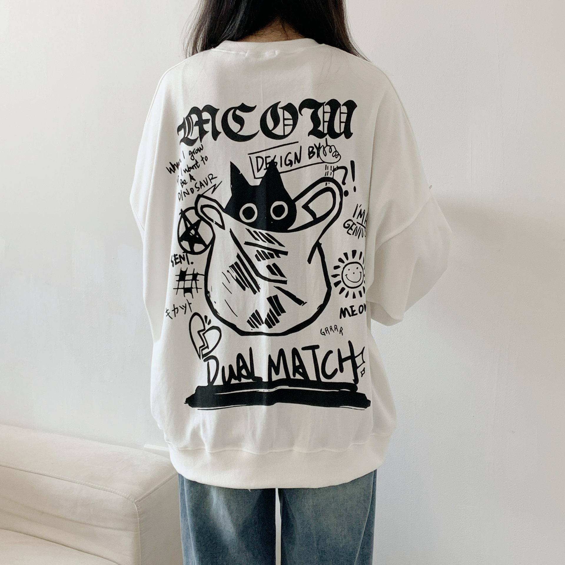 ラウンドネックオーバーサイズボクシールーズ長袖ハーフプリント両面プリントスウェット | 詳細画像2