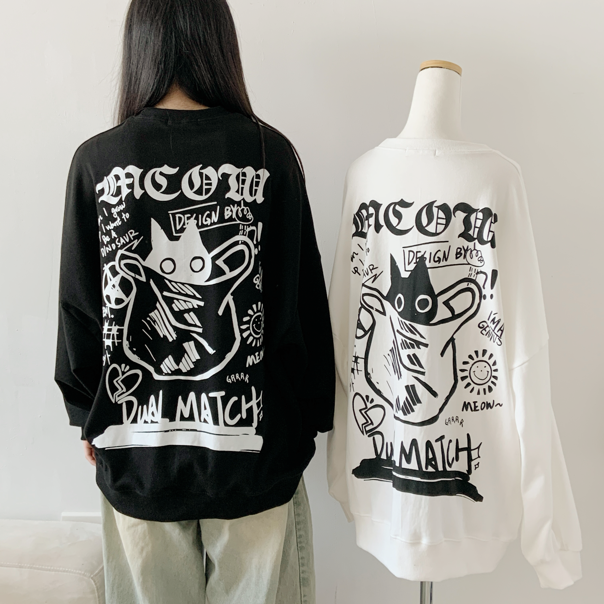 ラウンドネックオーバーサイズボクシールーズ長袖ハーフプリント両面プリントスウェット | 詳細画像4