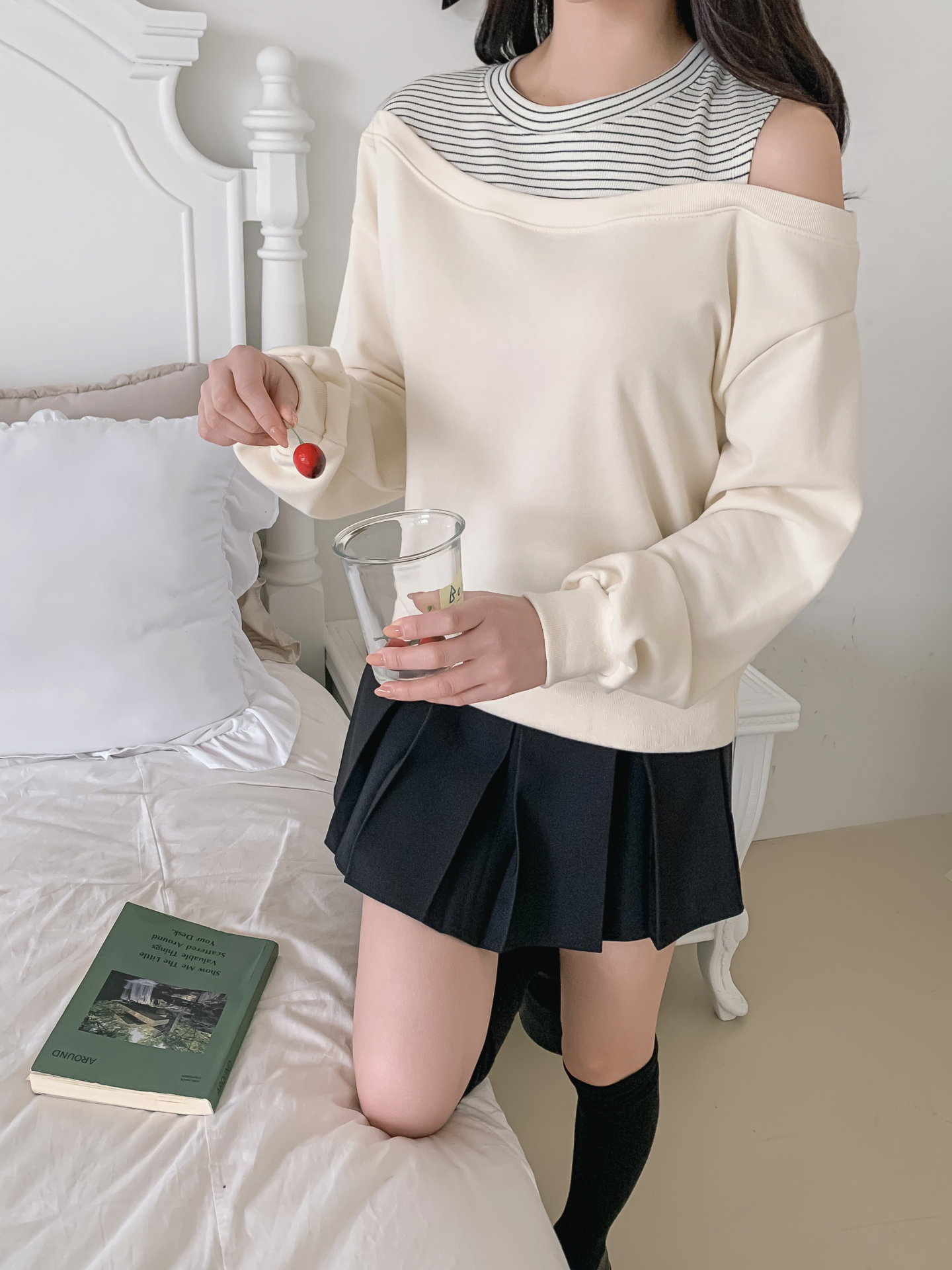 ワンショルダーレイヤード風ルーズ長袖ボーダースウェット | 詳細画像9