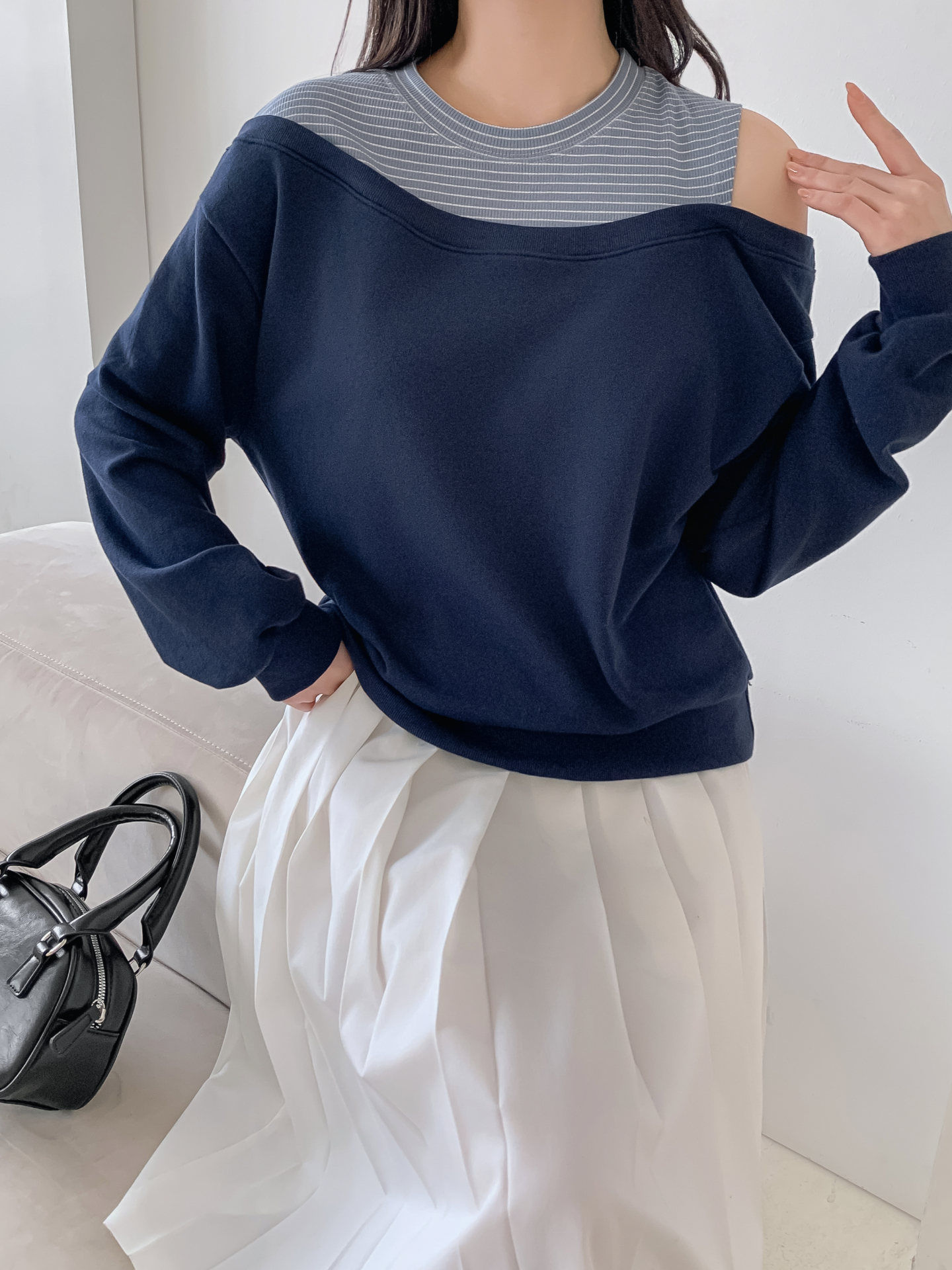 ワンショルダーレイヤード風ルーズ長袖ボーダースウェット | 詳細画像26