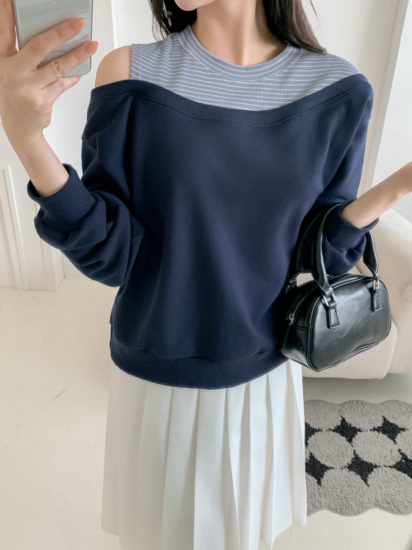 ワンショルダーレイヤード風ルーズ長袖ボーダースウェット | 詳細画像30