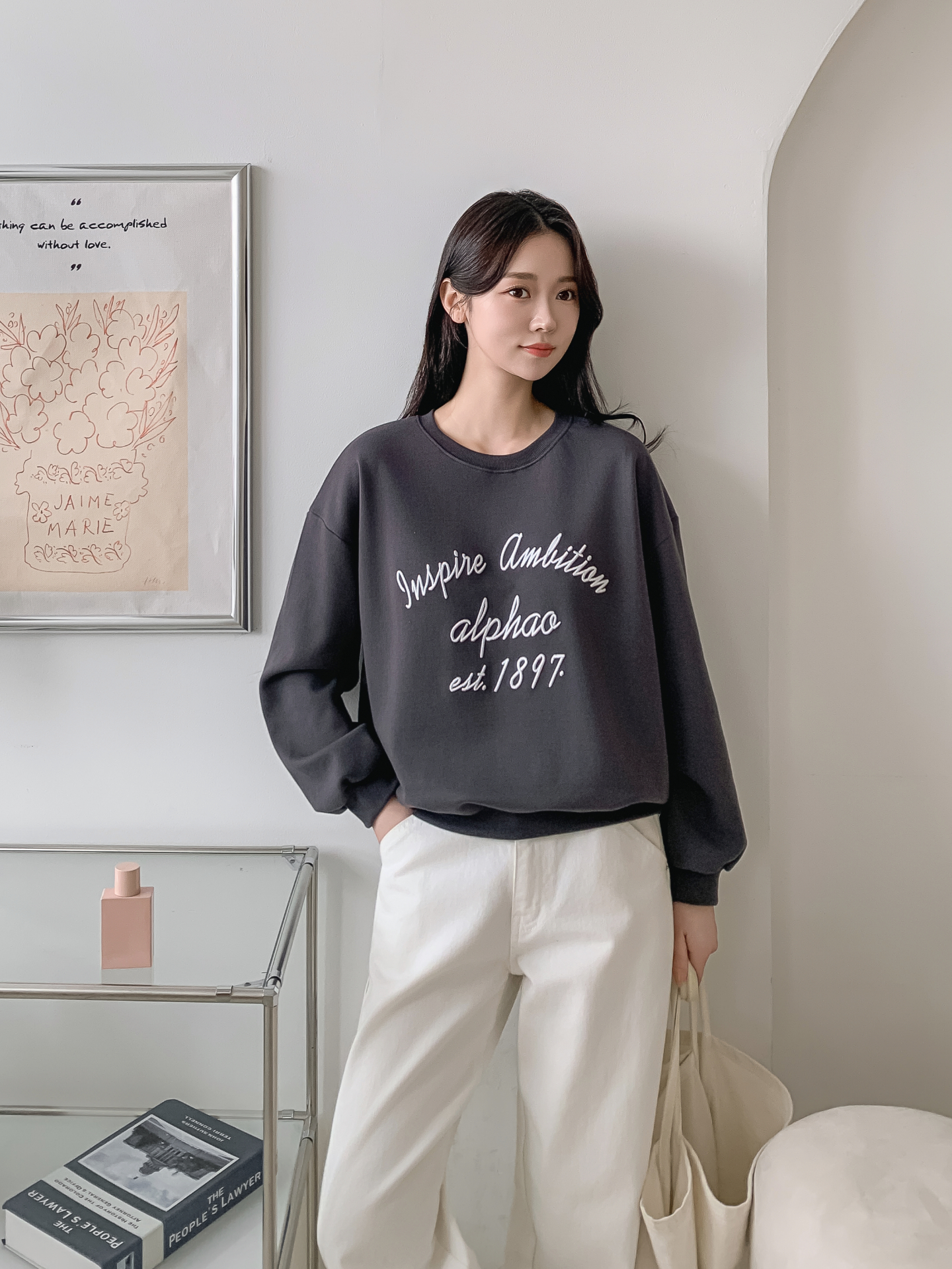 ラウンドネックルーズ長袖刺繍スウェット | 詳細画像22