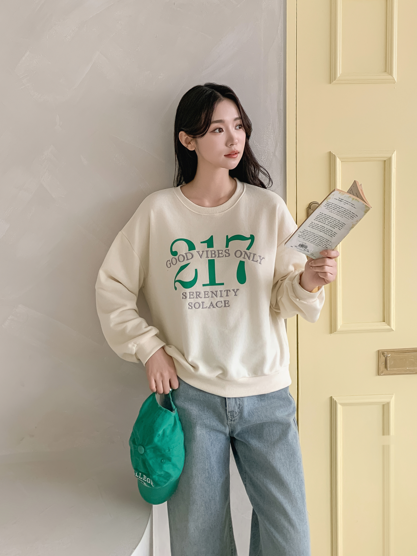 ラウンドネックルーズ長袖刺繍プリントスウェット | 詳細画像6