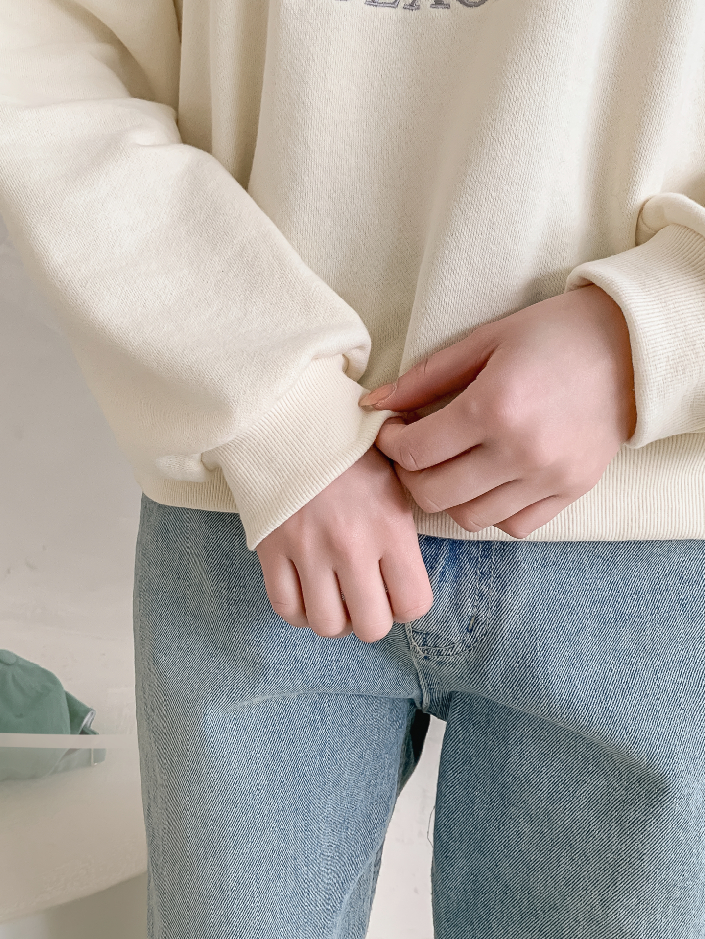 ラウンドネックルーズ長袖刺繍プリントスウェット | 詳細画像13